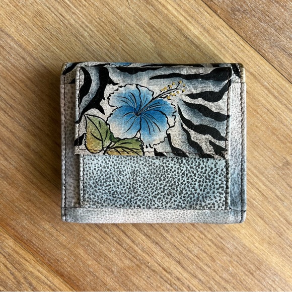 Anuschka Hand-Painted Leather Tri-Fold Wallet Hawaiian Hibiscus Blue Gray - Picture 2 of 6